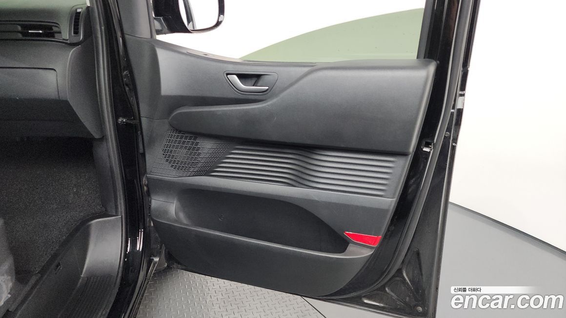 Hyundai Staria 2023