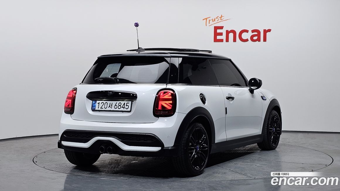 Mini Cooper 2024