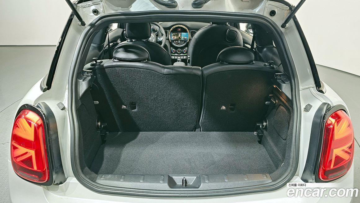 Mini Cooper 2024