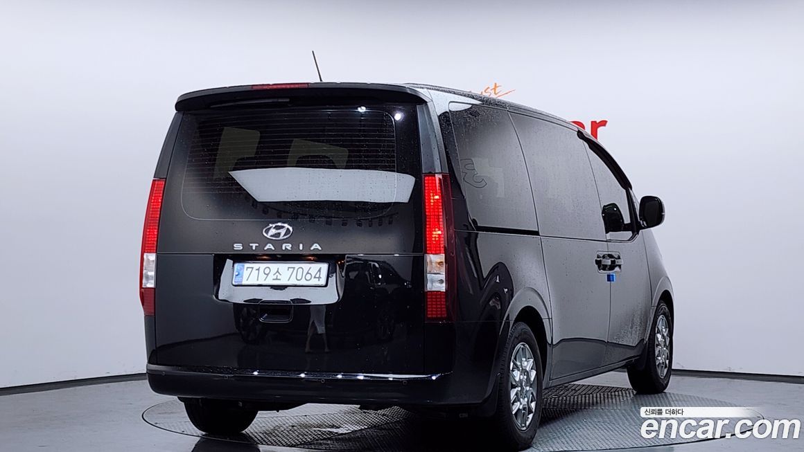 Hyundai Staria 2023