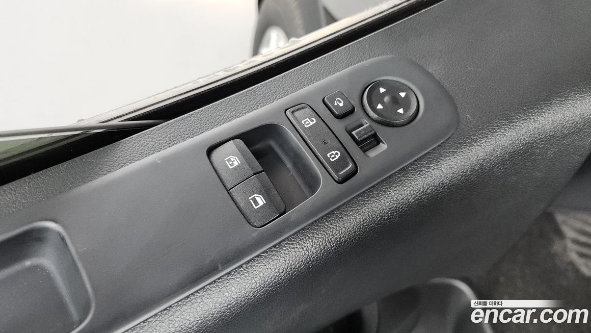 Hyundai Staria 2023
