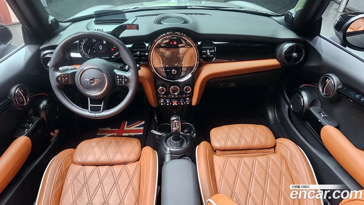 Mini Cooper Convertible 2024