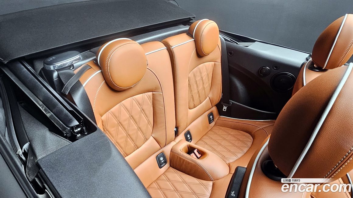 Mini Cooper Convertible 2024