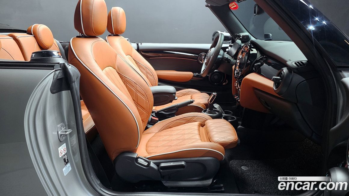 Mini Cooper Convertible 2024