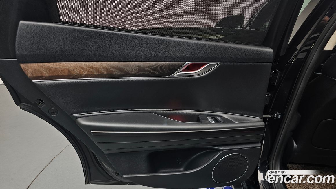 Genesis G80 2021