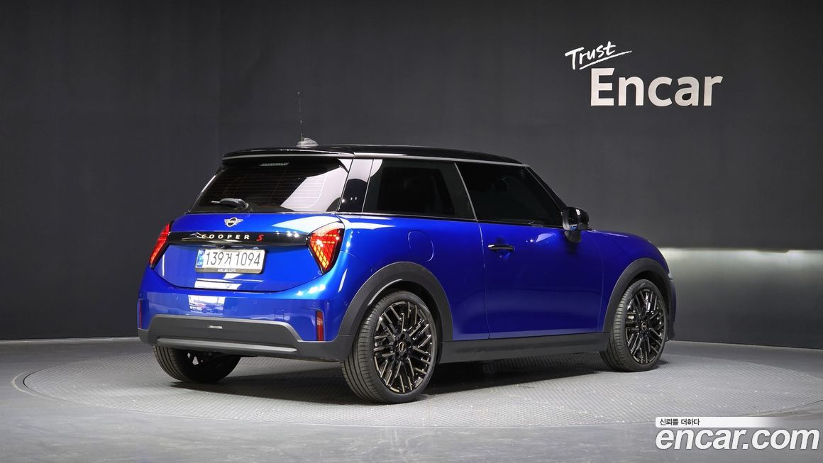 Mini Cooper 2025