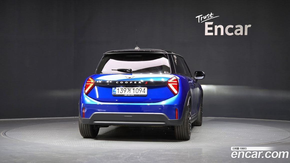 Mini Cooper 2025