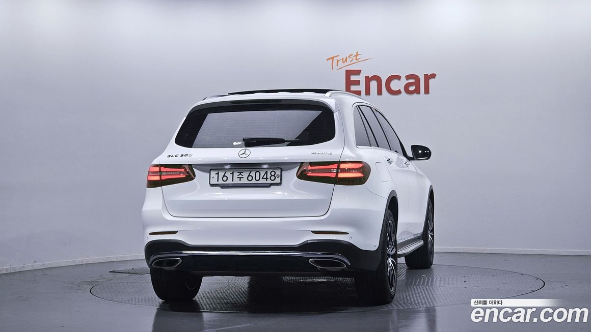 Mercedes-Benz GLC-Class 2019