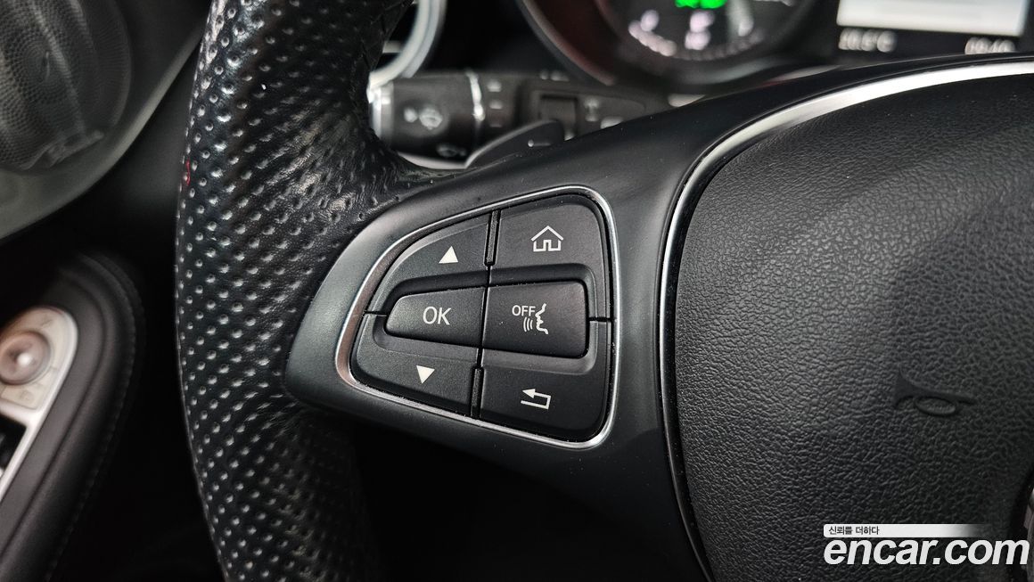 Mercedes-Benz GLC-Class 2019