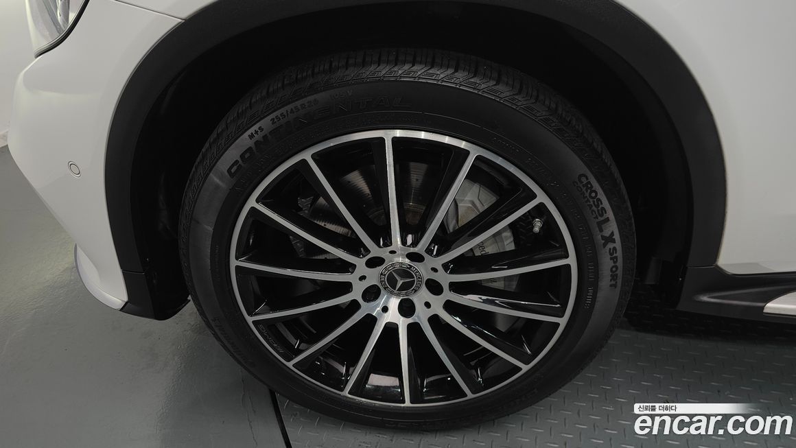 Mercedes-Benz GLC-Class 2019