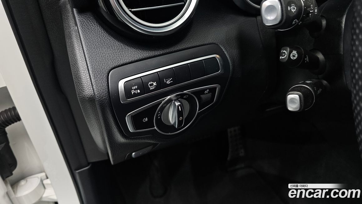 Mercedes-Benz GLC-Class 2019