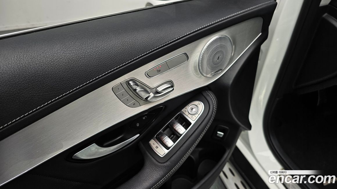 Mercedes-Benz GLC-Class 2019