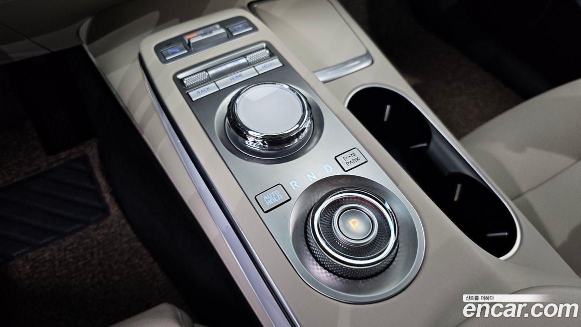 Genesis GV70 2021