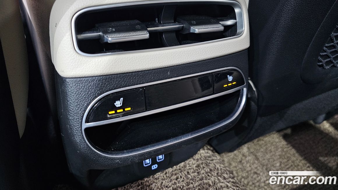 Genesis GV70 2021
