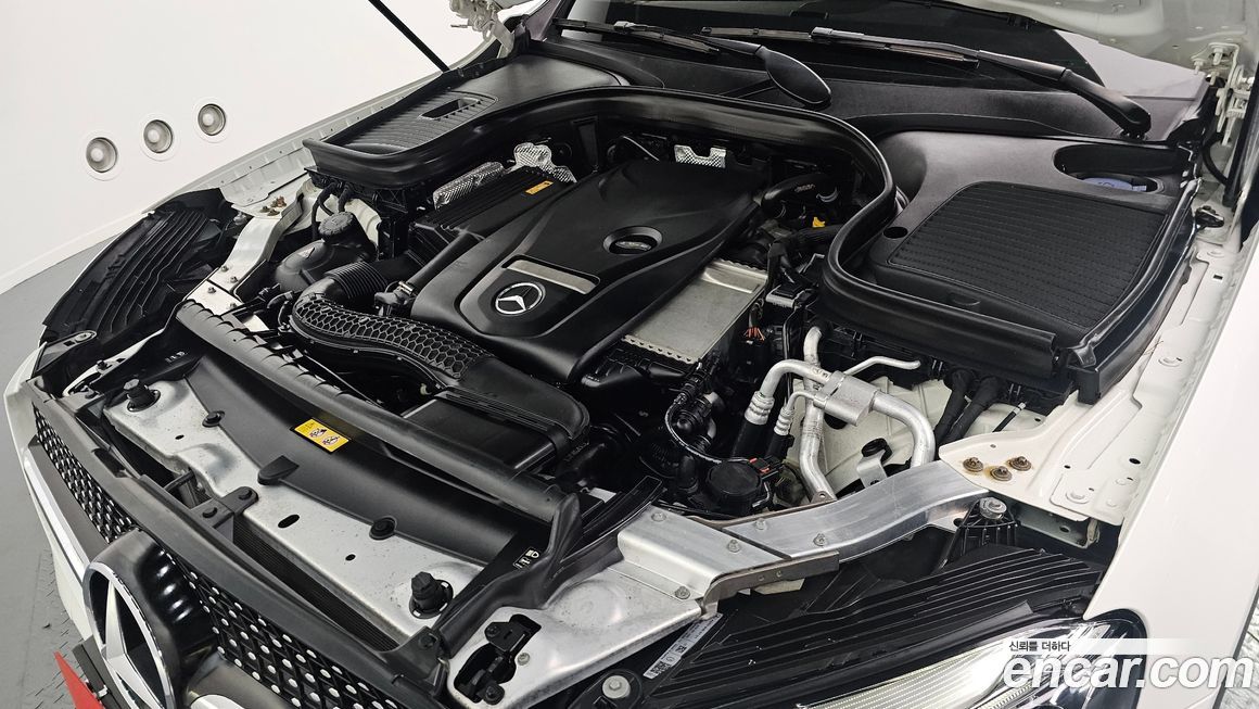 Mercedes-Benz GLC-Class 2019