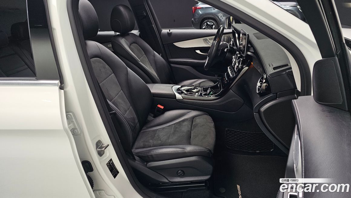 Mercedes-Benz GLC-Class 2019