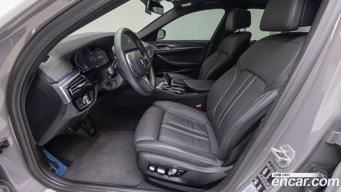 BMW 5-Series 2022