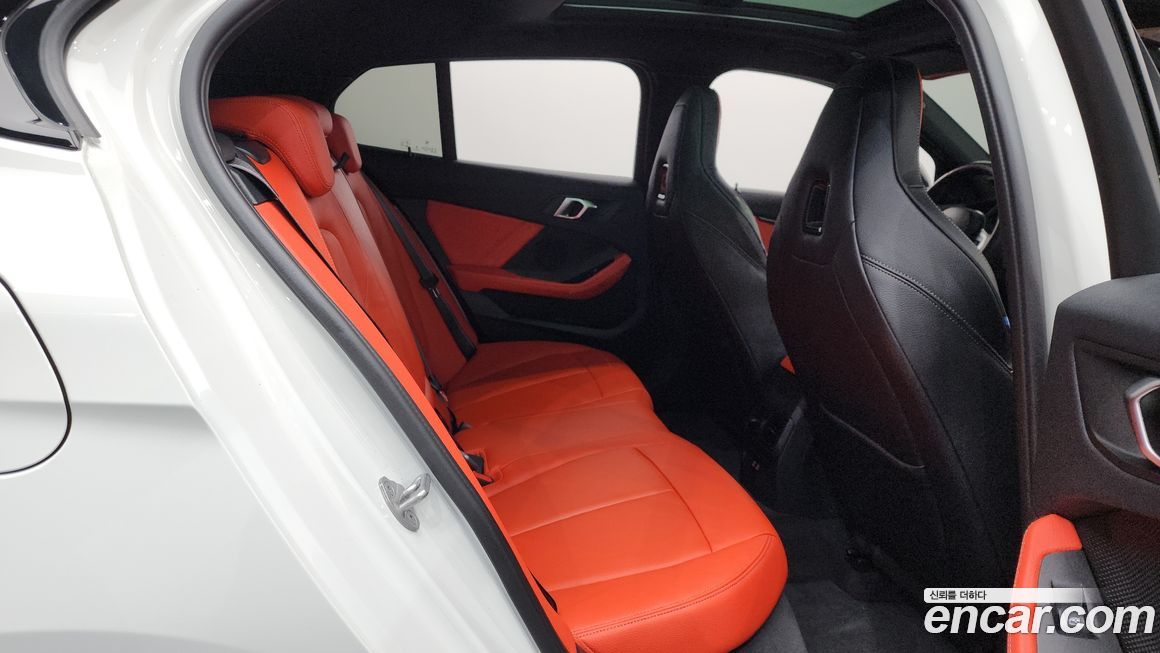 BMW 1-Series 2024