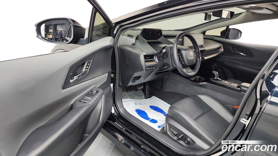 Toyota Prius 2024
