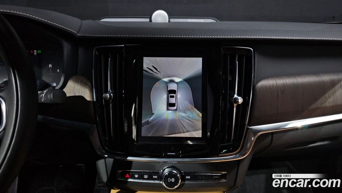 Volvo S90 2022