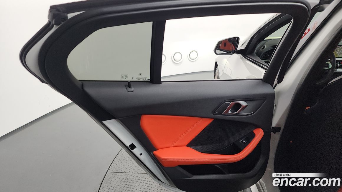 BMW 1-Series 2024