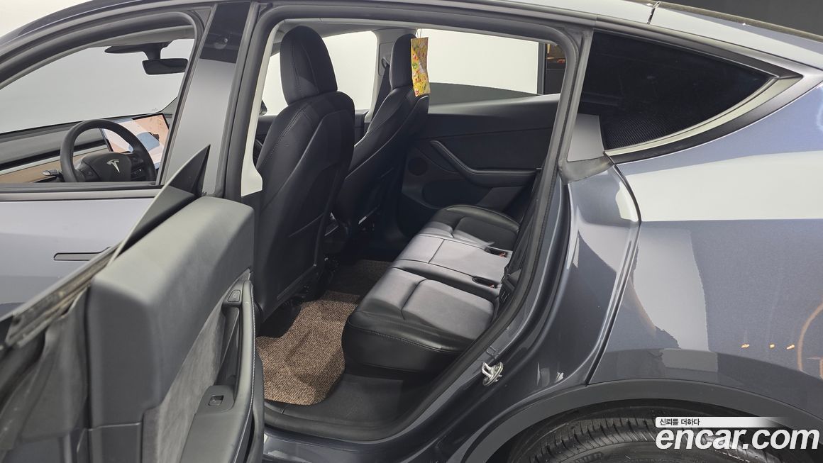 Tesla Model Y 2022