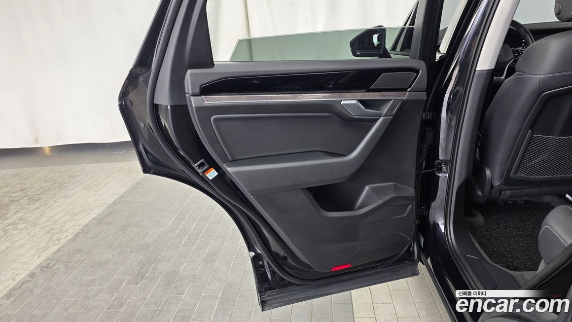 Volkswagen Touareg 2021
