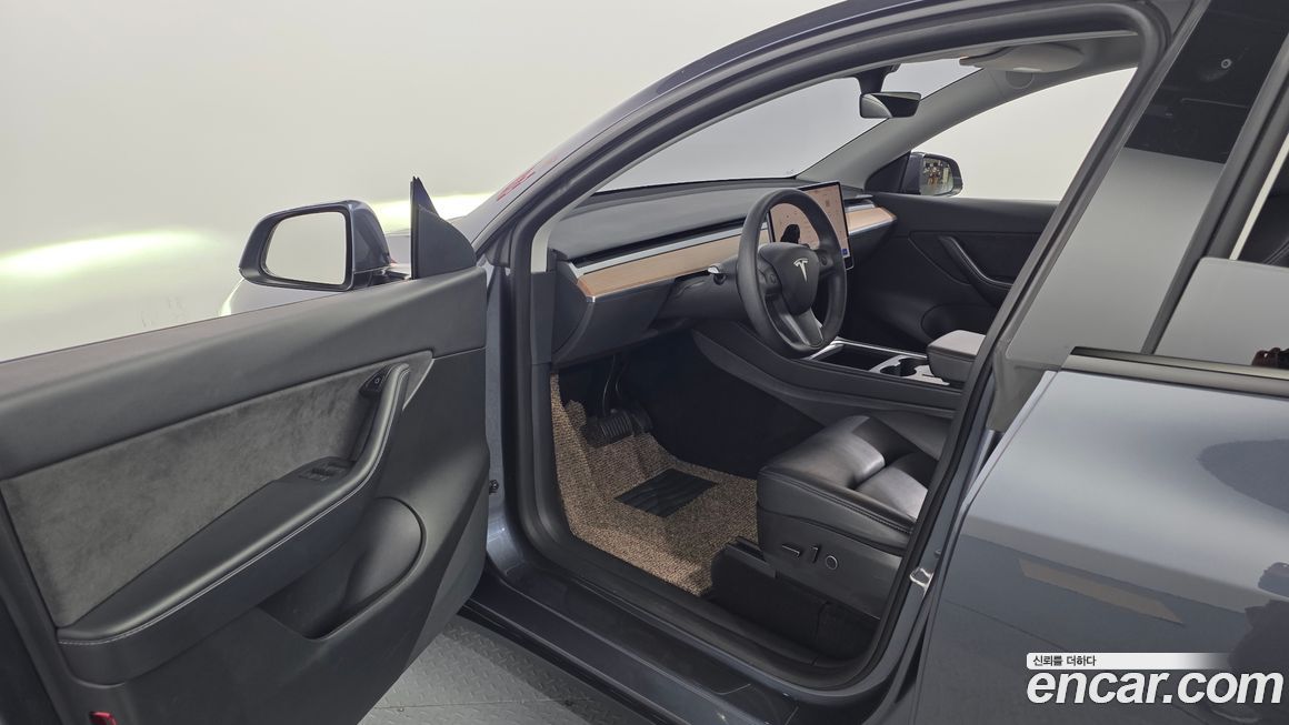 Tesla Model Y 2022