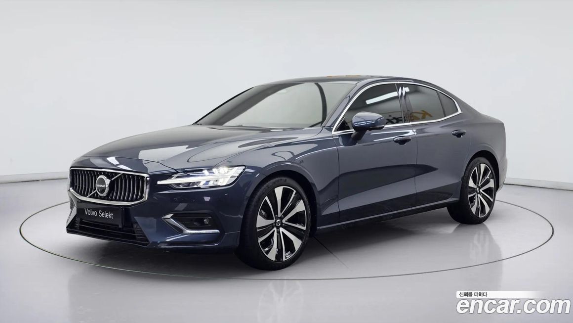 Volvo S60 2023