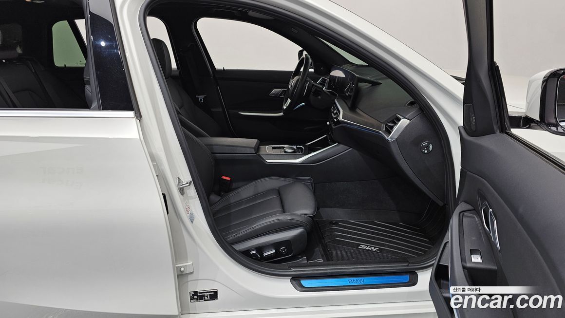 BMW 3-Series 2024