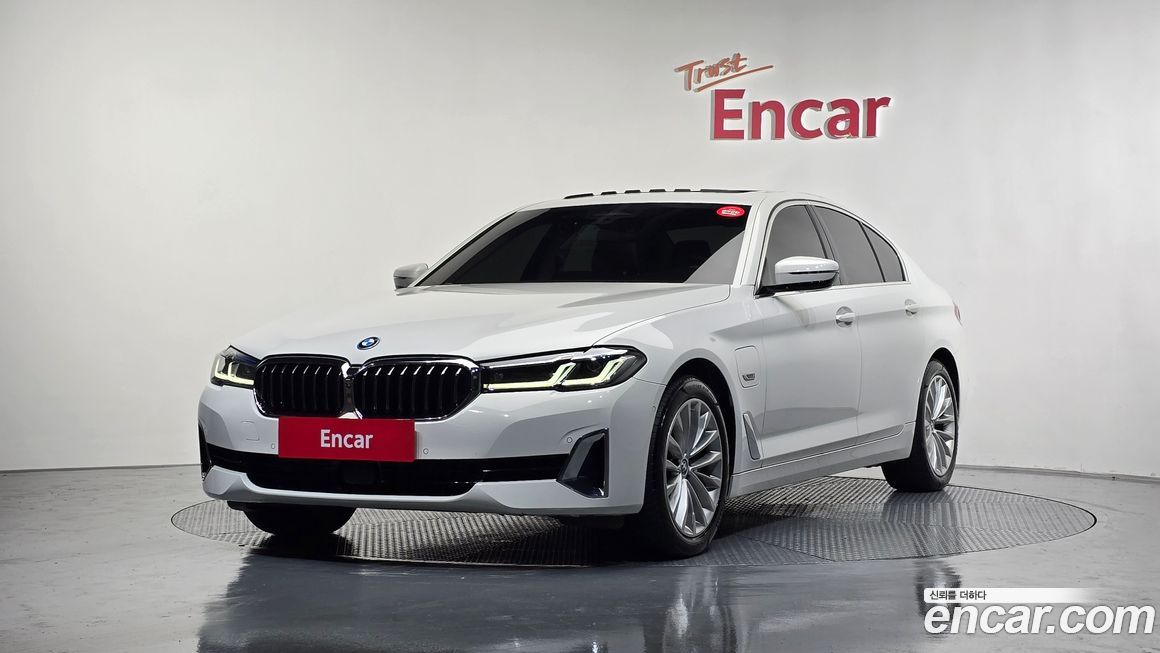 BMW 5-Series 2022