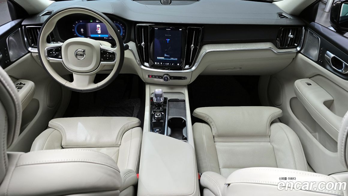Volvo S60 2024
