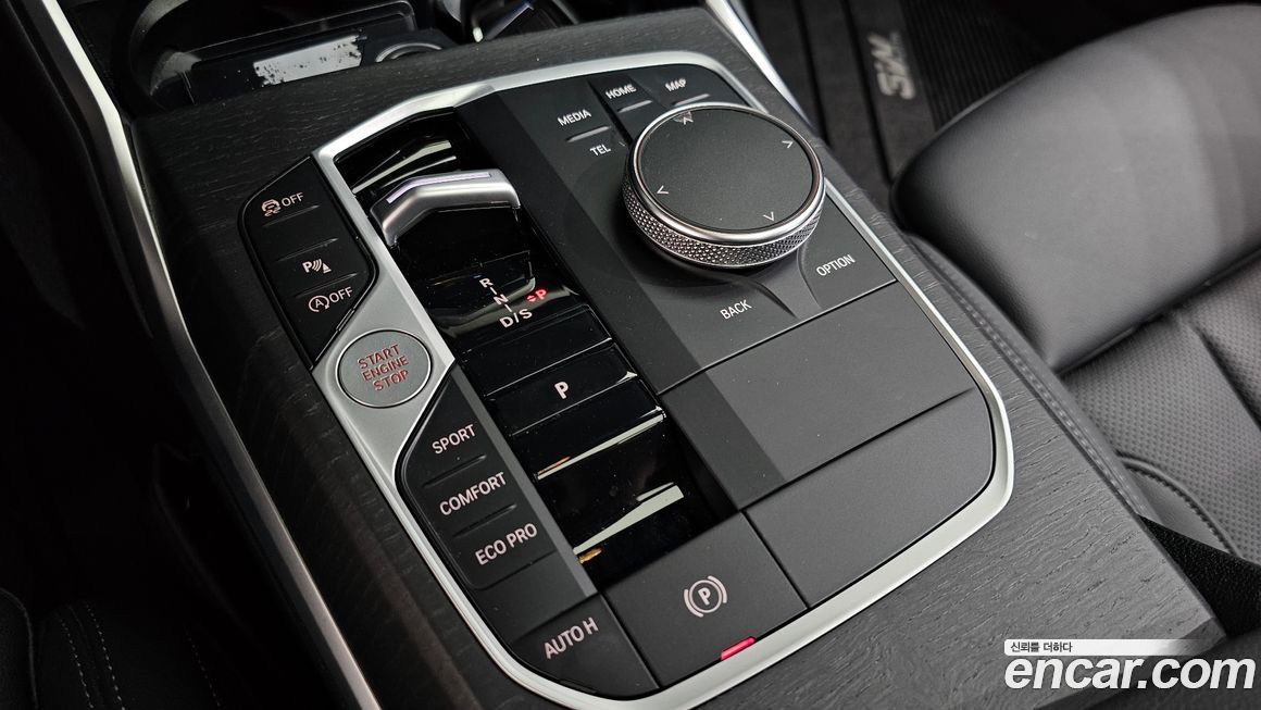 BMW 3-Series 2024