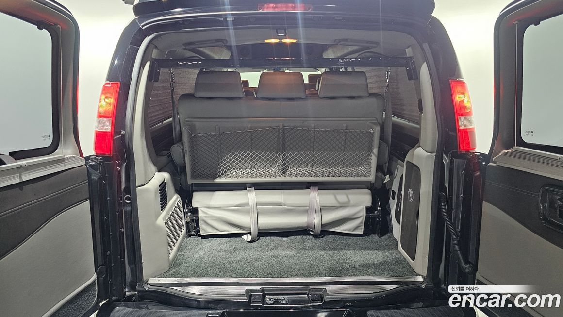 Chevrolet Express Van 2019
