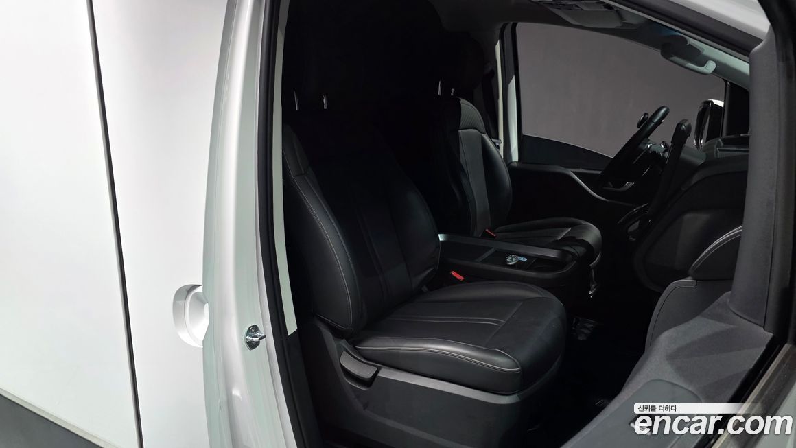 Hyundai ST1 2025