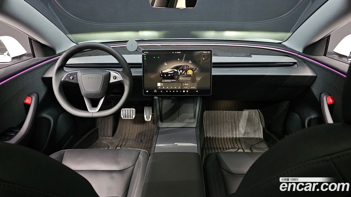 Tesla Model 3 2024