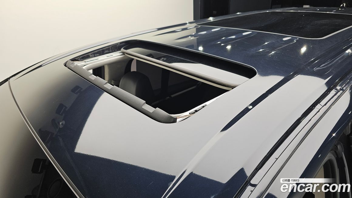 Hyundai Staria 2025