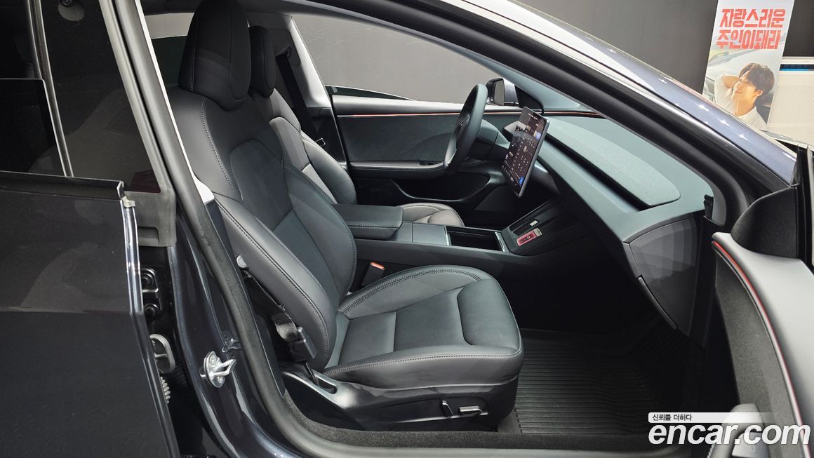Tesla Model 3 2025