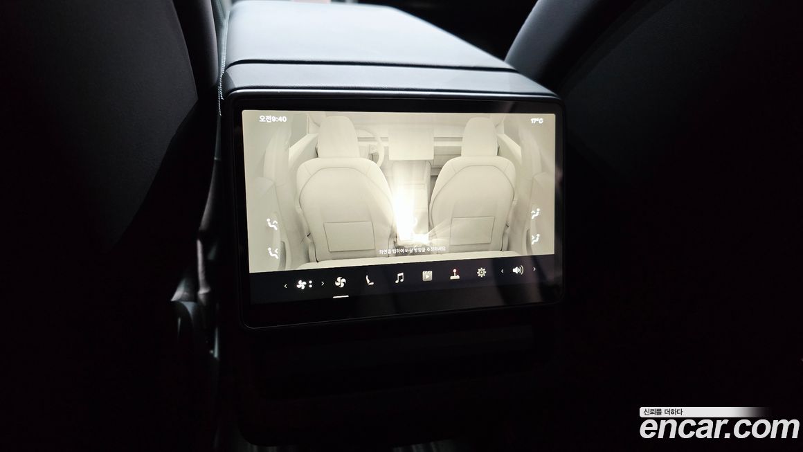 Tesla Model 3 2025