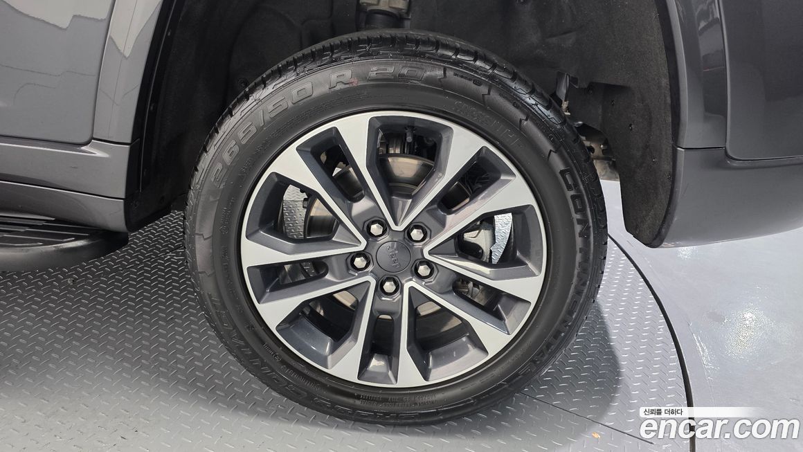 Jeep Cherokee 2023