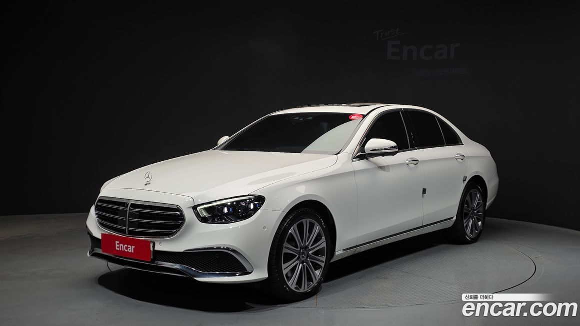 Mercedes-Benz E-Class 2023