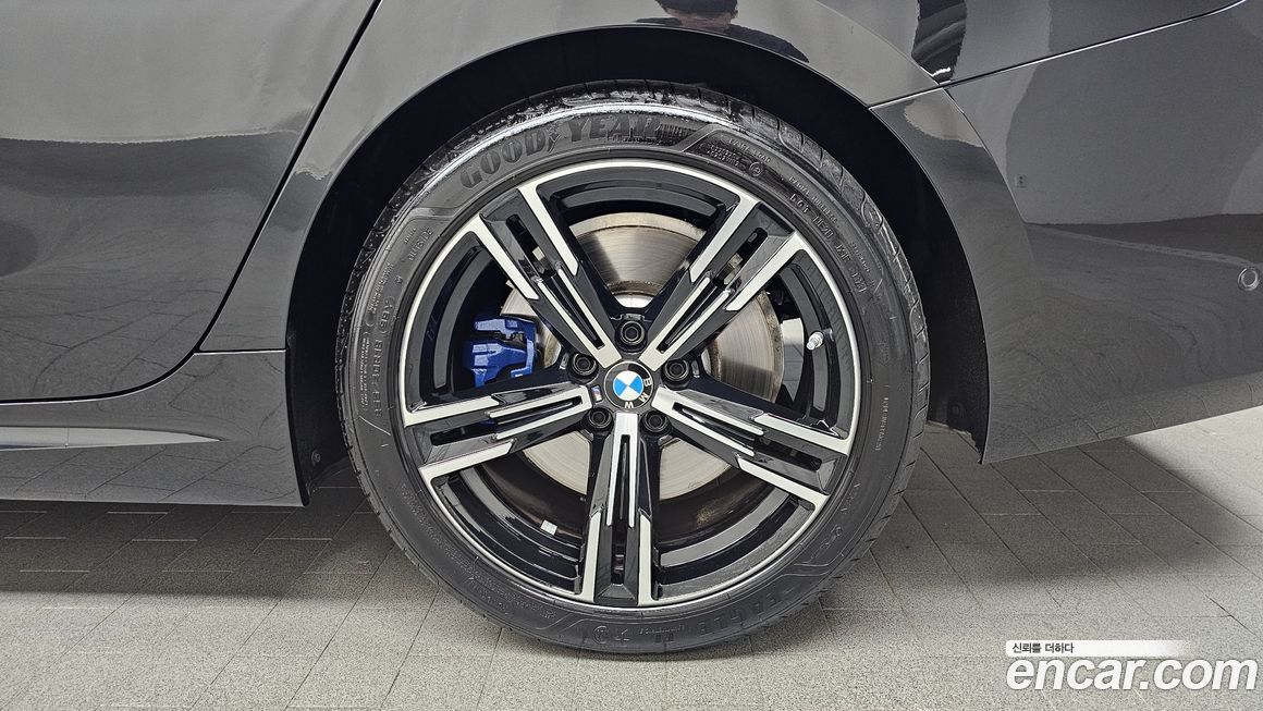 BMW 3-Series 2023
