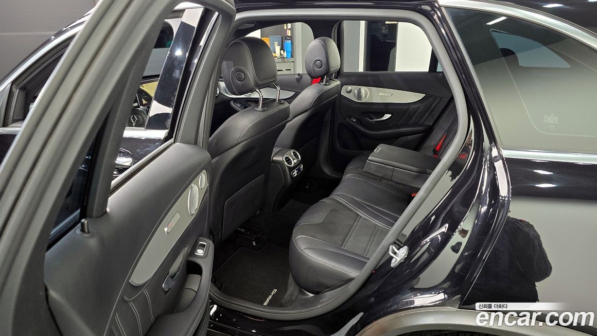 Mercedes-Benz GLC-Class 2019