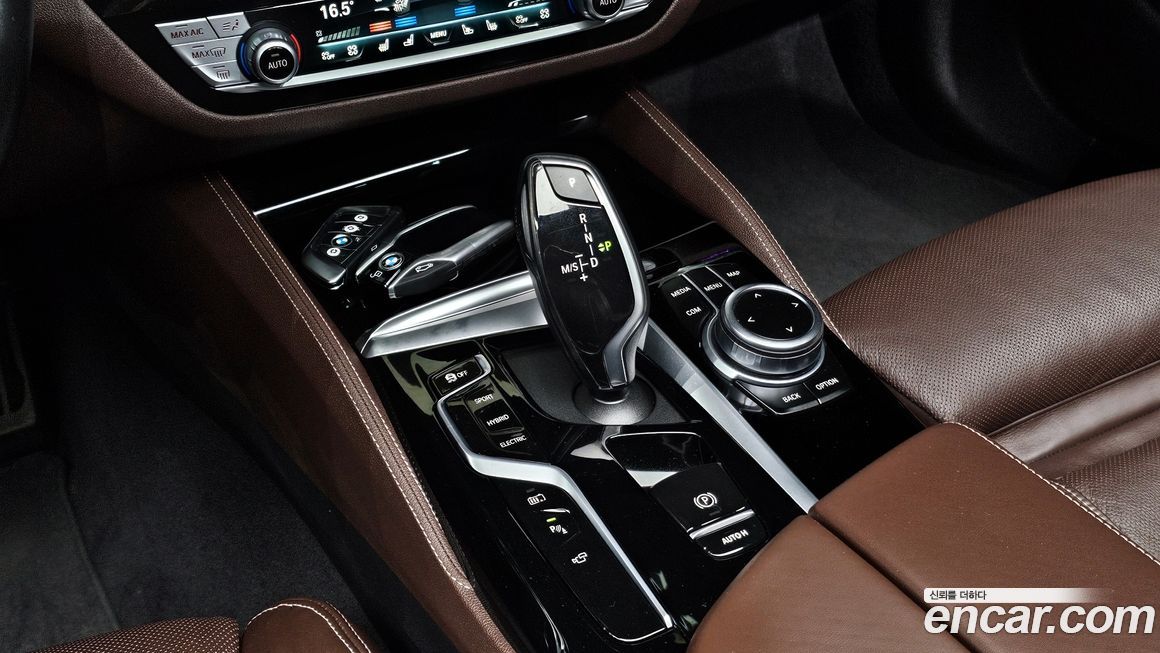 BMW 5-Series 2022