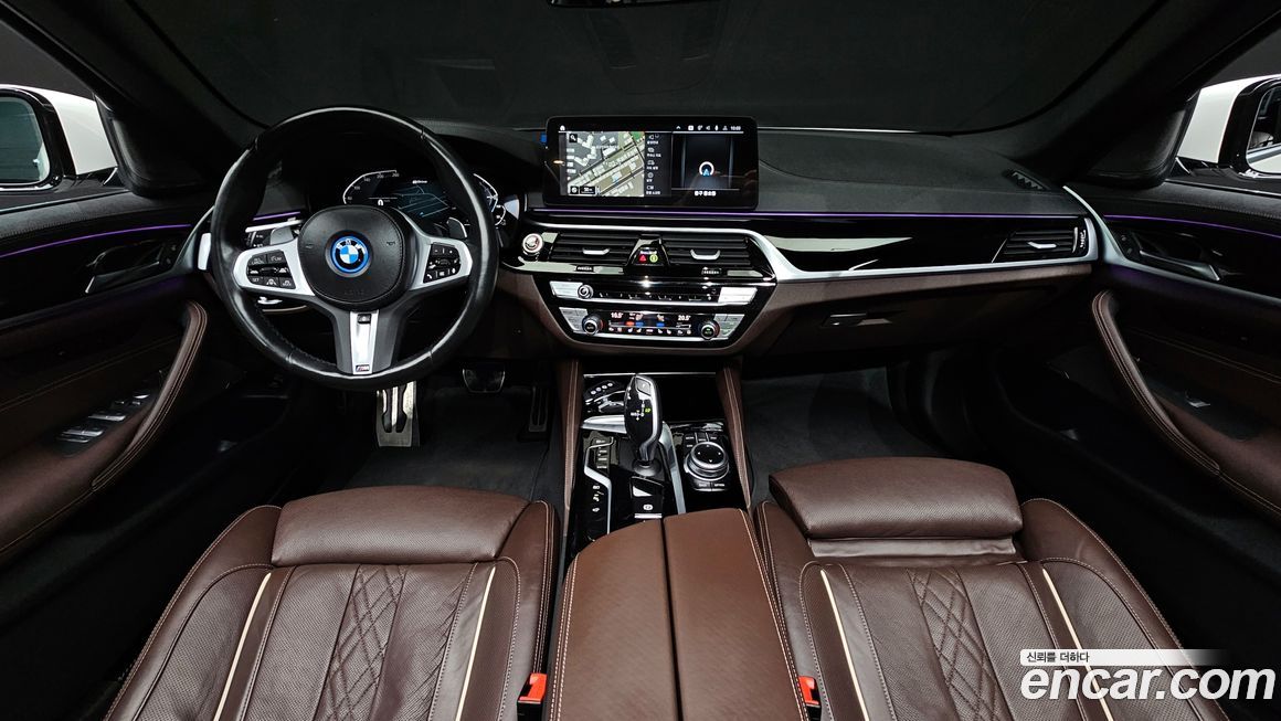 BMW 5-Series 2022