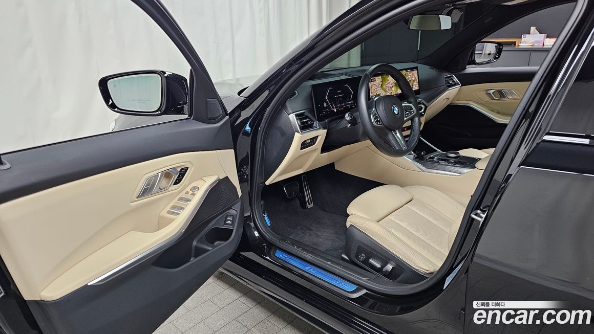 BMW 3-Series 2023