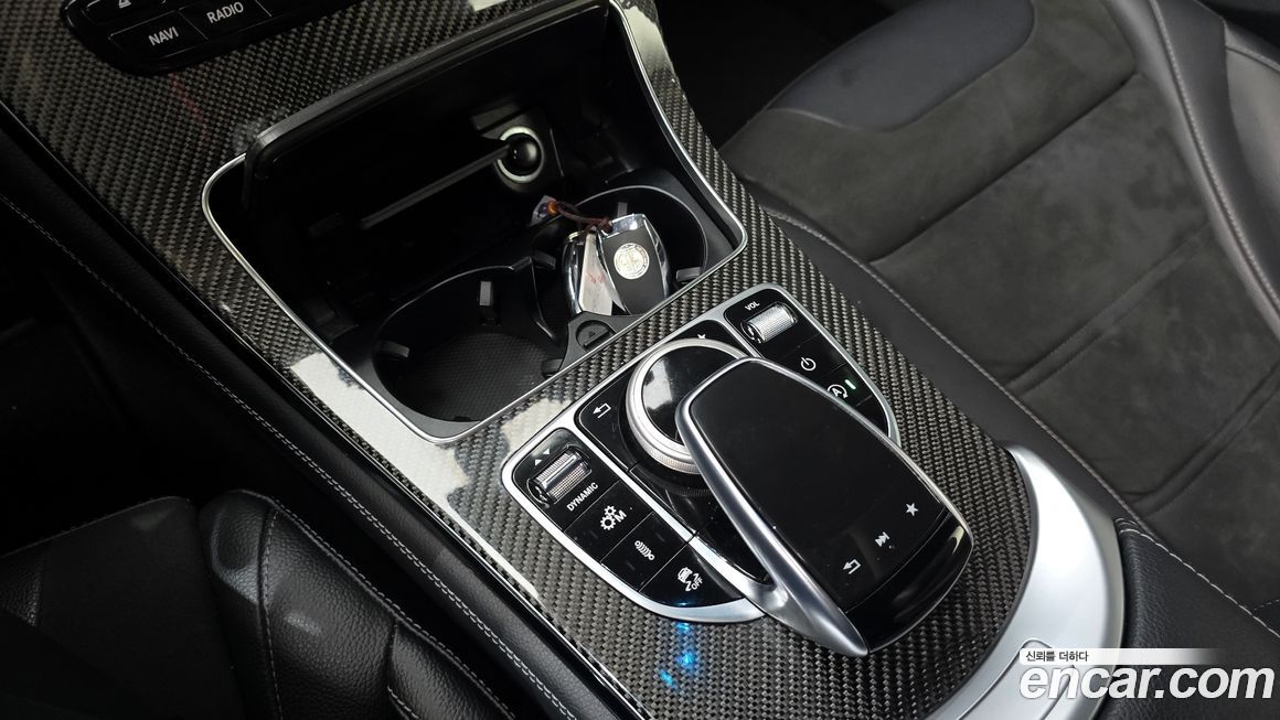 Mercedes-Benz GLC-Class 2019
