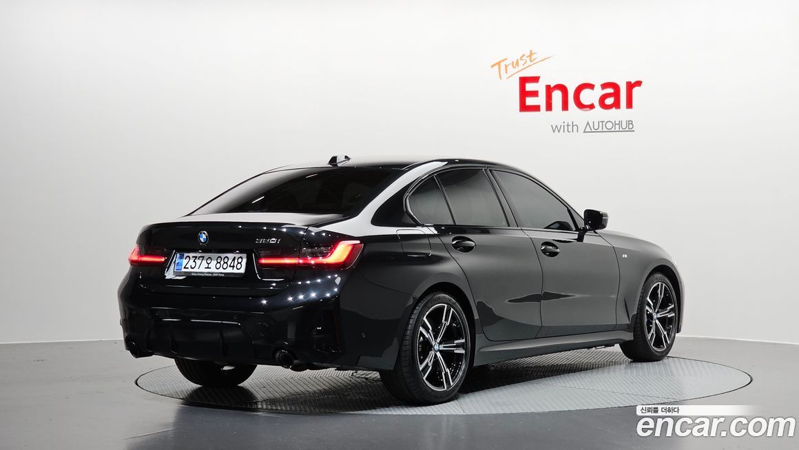 BMW 3-Series 2023