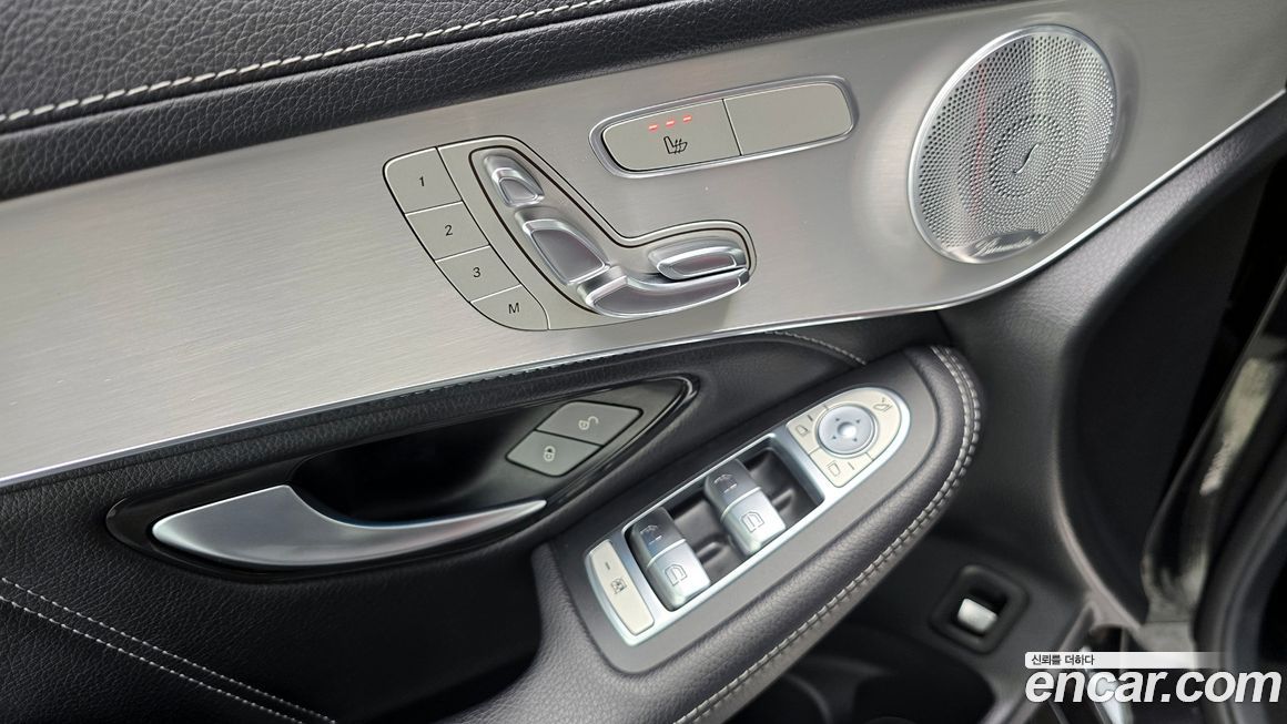 Mercedes-Benz GLC-Class 2019