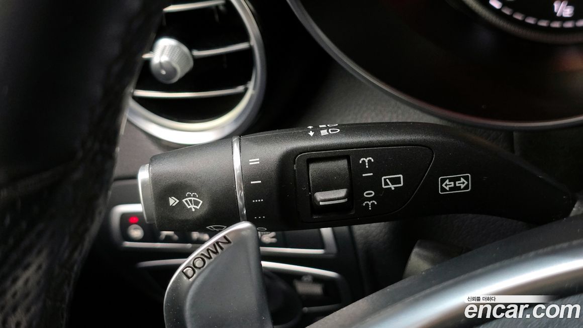 Mercedes-Benz GLC-Class 2019